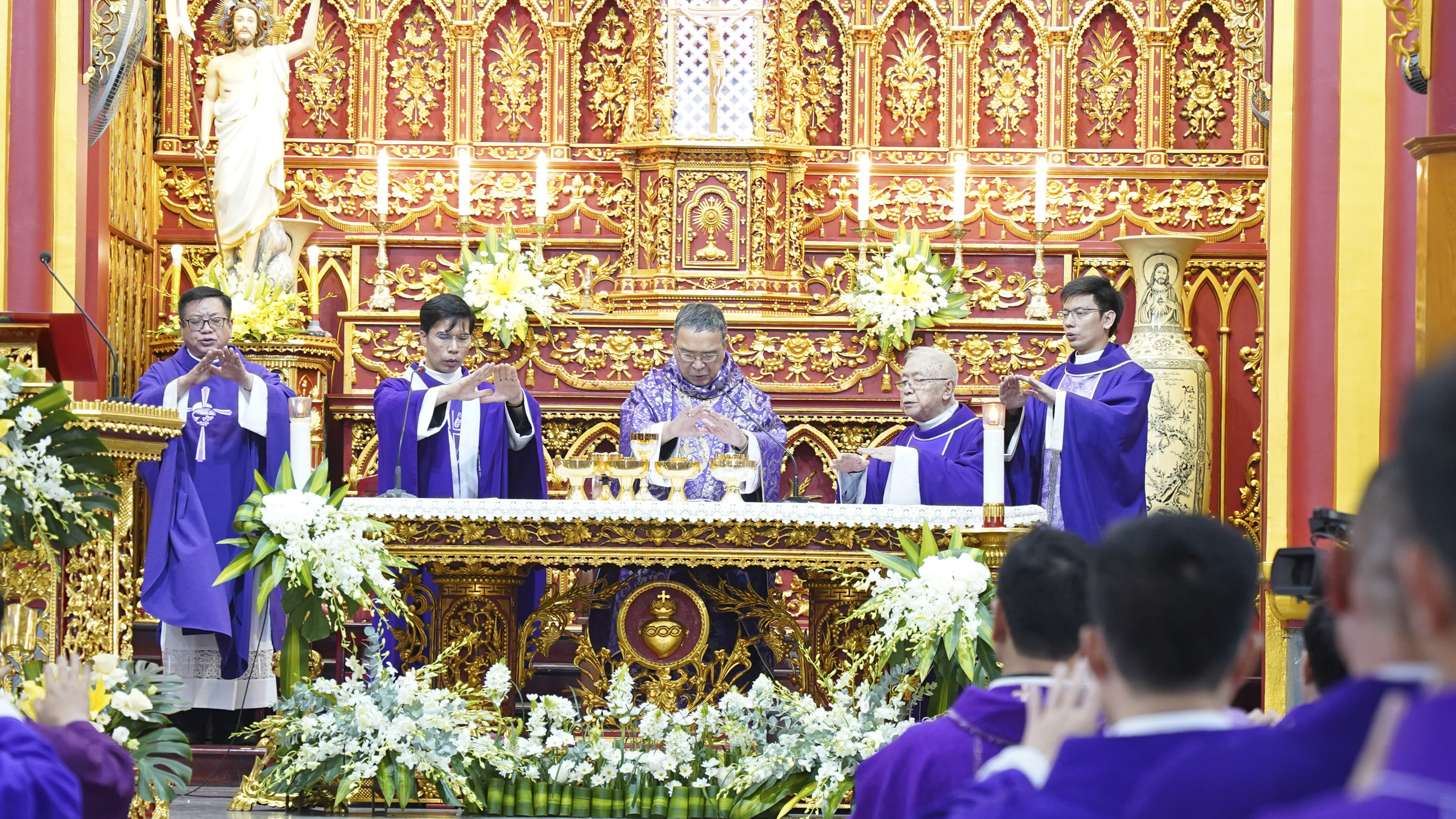 Thánh lễ an táng Cụ Cố Gioan Baotixita Nguyễn Văn Hiến